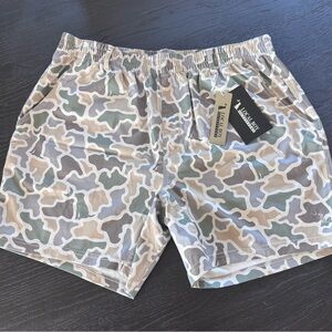 Local Boy Volley Men's Camo Hybrid Shorts - Green and Gray